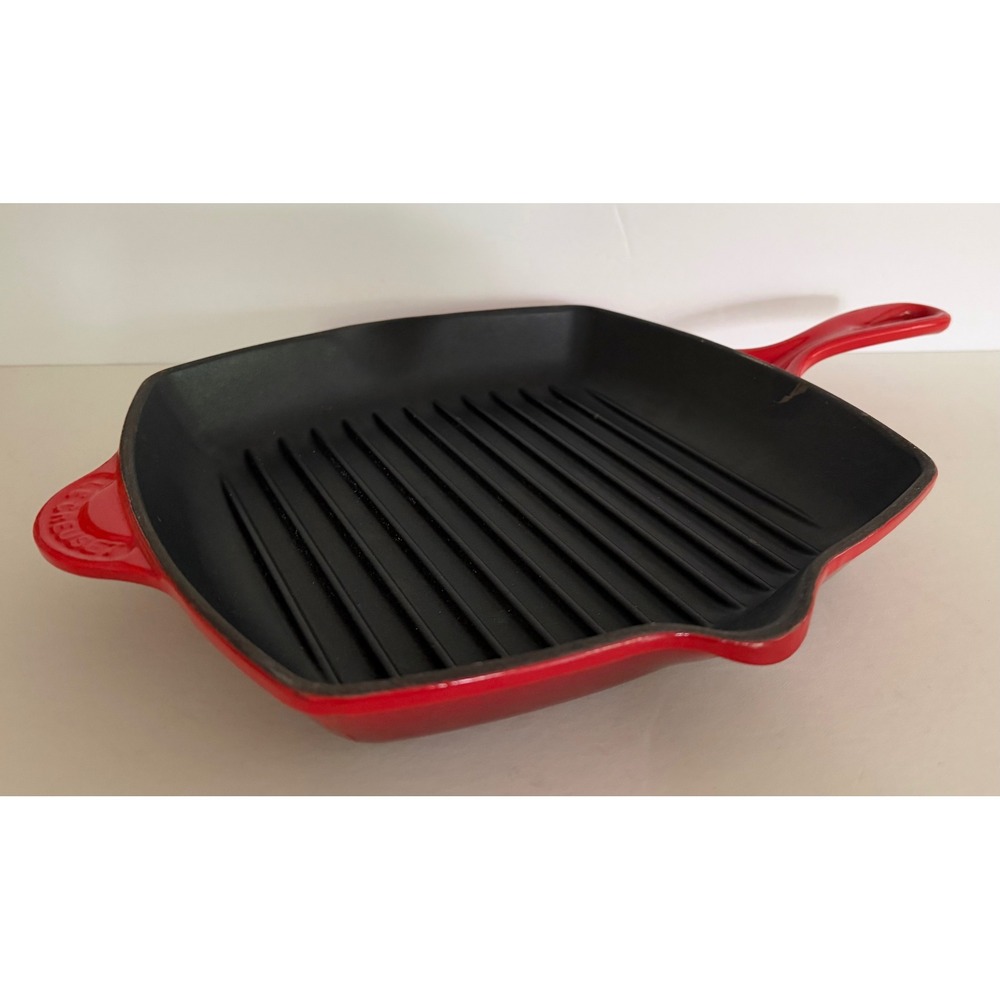 Le Creuset Red Enameled Cast Iron Square Grill Pan 26 France Luxury Classic - Picture 1 of 16